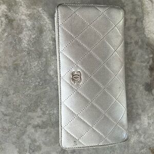 Chanel wallet